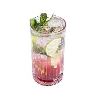 Cranberry Spritz cocktail