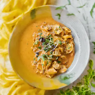 Pasta fresca con salsa Greppia