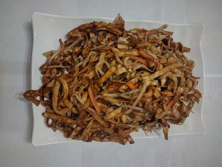 Пържени спагети със зеленчуци (700г)