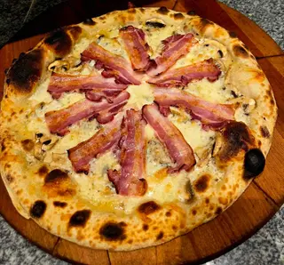 Carbonara pizza 27cm