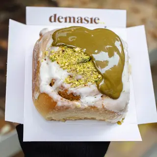 Pistacho roll