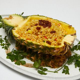 #23 Arroz frito estilo vietnamita (langostino, piña y verdura)