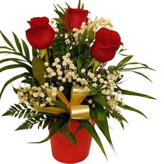 Centro 3 rosas rojas.