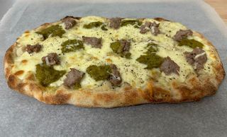 Pinsa Salsiccia, pecorino si sparanghel