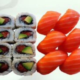 B4 California De Salmón Y Nigiri De Salmón (14 Uds.)