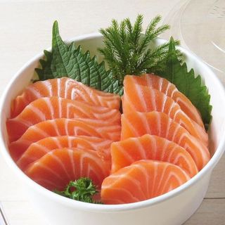 Sashimi Salmon 8U