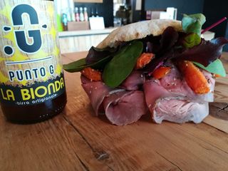 1. Crudo, crescenza, rucola