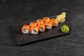 Филадельфия lux с красной икрой (320г)