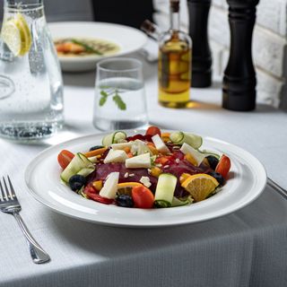 Insalata vegetariana 350g