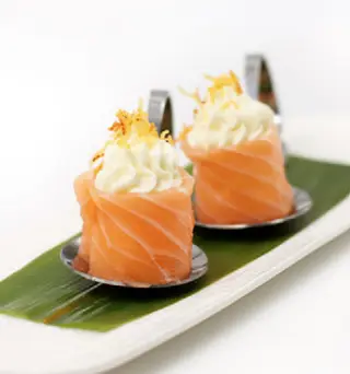 38. Gunkan taste 3 pezzi