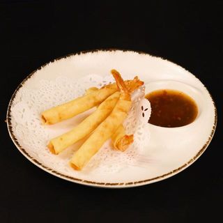 15 Involtini di gamberi in pasta filo fritta - 4pezzi