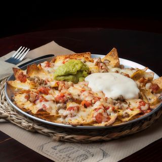 Nachos Tijuana Gratinados