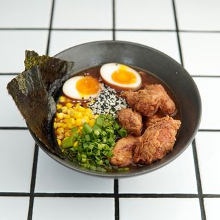 Рамен з куркою карааге