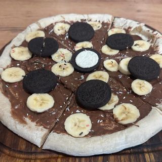 Kids Oreo Pizza