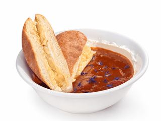 Томатний суп з сирними грінками (550g)