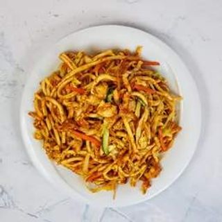 Bami s piletinom, povrćem i curryjem