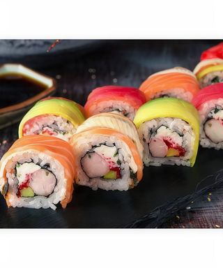 Rainbow Roll (4 Pzs.)