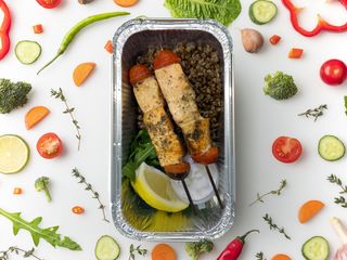 Шашлычок из семги с гарниром