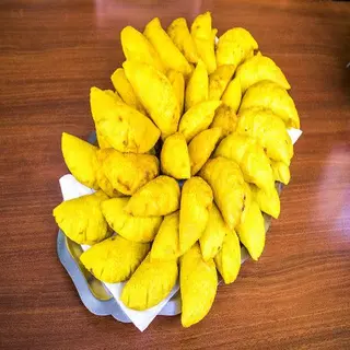 Empanada de carne al estilo colombiano