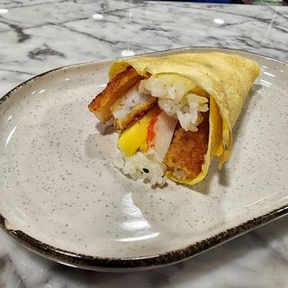 Temaki camarão panado em massa de ovo