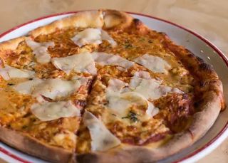 Пица Куатро Формаджи (500г)