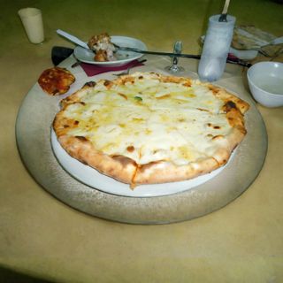 4 Cheese (Quattro Formagi) - single.....