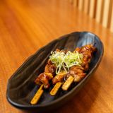 Brochetas de pollo con salsa teriyaki