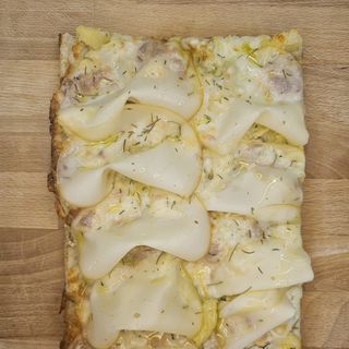 Patate e provola   teglia 1/4 per una persona