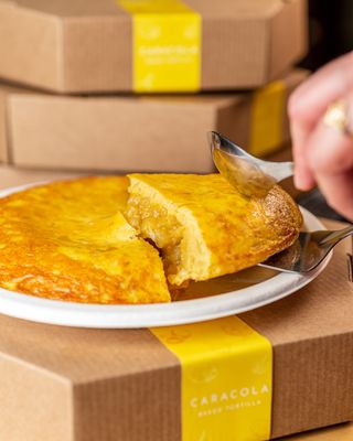 Tortilla clásica con cebolla