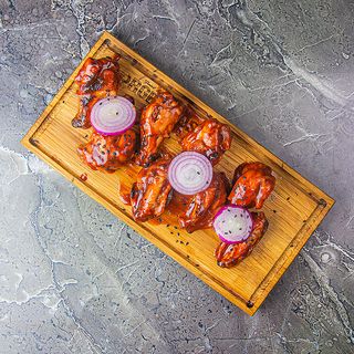 Крылышки BBQ Hot (острые 8 шт)