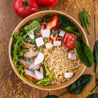 Боул з курячим філе та соусом Айран (360 г)