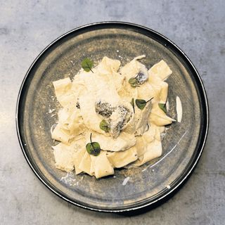 Паппарделле с куриной грудкой и грибами