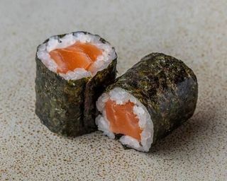 71 Hosomaki di salmone - 6 pezzi