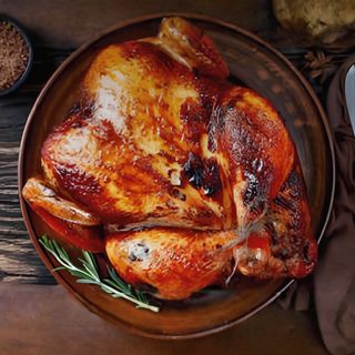 Whole grilled chicken with chips