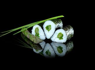 Хосомаки аспержи (6бр-125г)