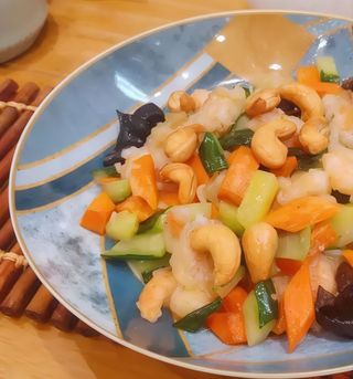 418. Gambas Con Anarcados Y Verduras