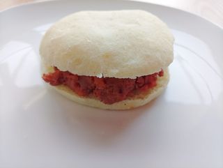 Tapa de masa de chorizo