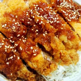 Pollo con curry con riso