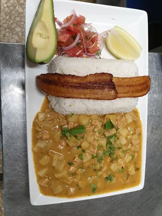 Guatita con arroz