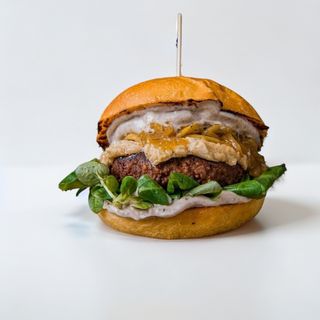 French Kiss Burger con Patatas Fritas