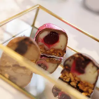 Praline 4 buc