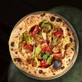 Піца  Цезаріо з куркою (550г)