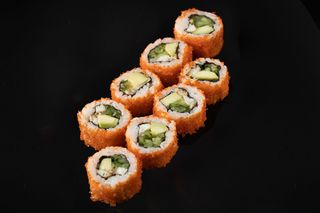 Каліфорнія з вугрем в тобіко (220гр)