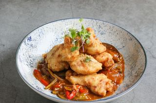 Pollo crujiente con toque picante