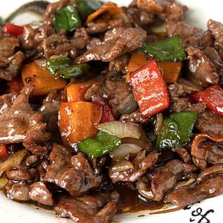 Ternera Estofado En Salsa De Soja 红烧牛肉