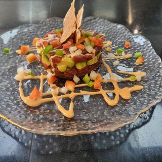 tartar de atún fusionado