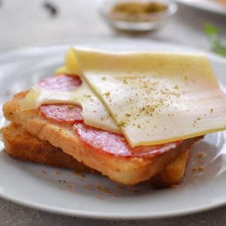 Toast Au Fromage Et Dinde Fumée