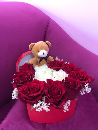 Кутия сърце с рози #259