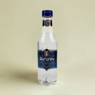 Հանքային ջուր Ջերմուկ (0.5լ)