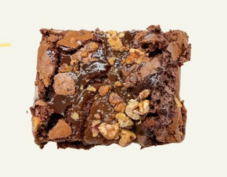 Brownie De Caramelo Salado Con Nueces Y Escamas De Sal Maldon
